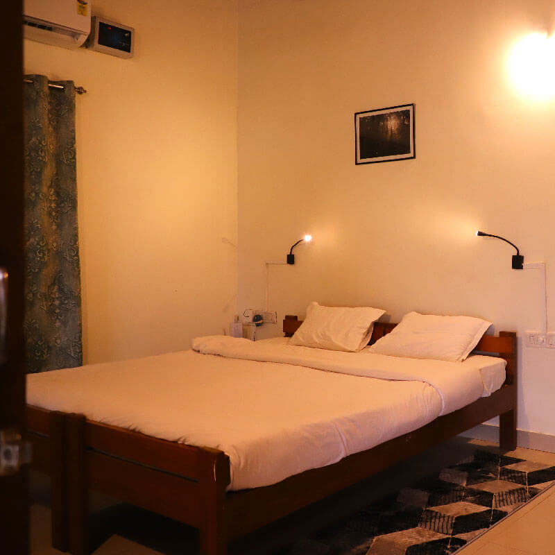 Luxury Wildlife Resort in Hotel Nilachal Puri - 